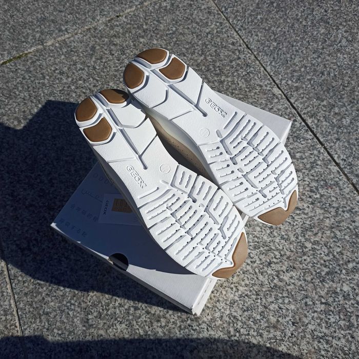Nowe buty sneakersy Geox