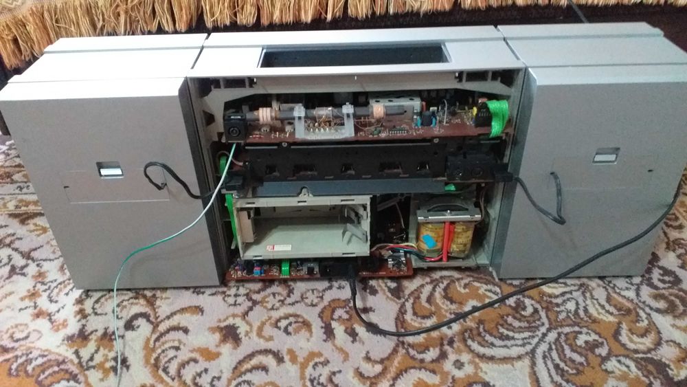 Radiomagnetofon Grundig