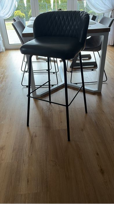 Krzesła hokery 2 sztuki