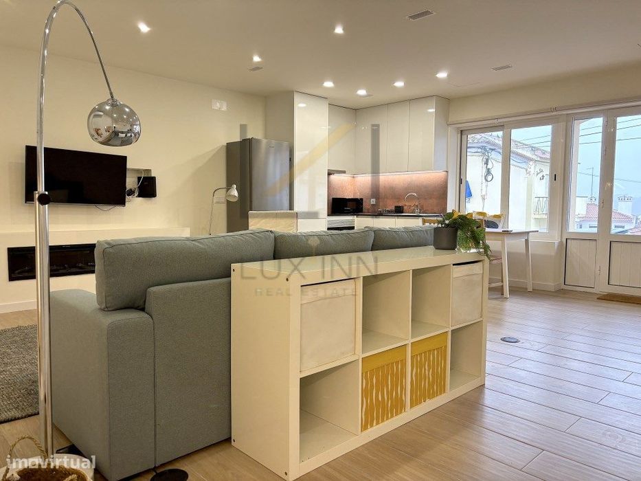 Apartamento T1 luminoso na Parede