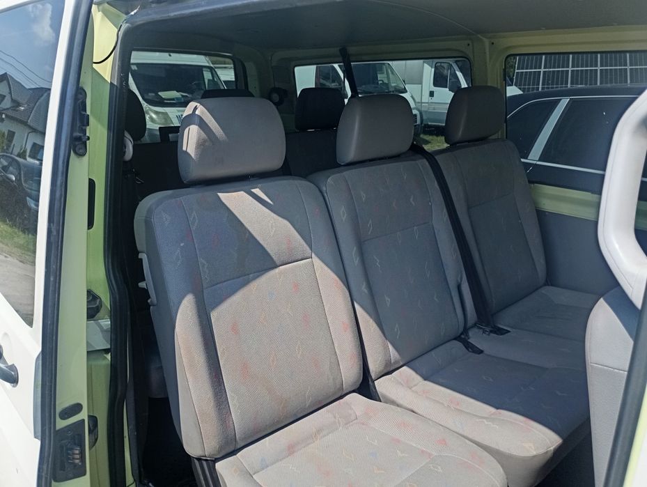 VW transporter T5 9 osobowy