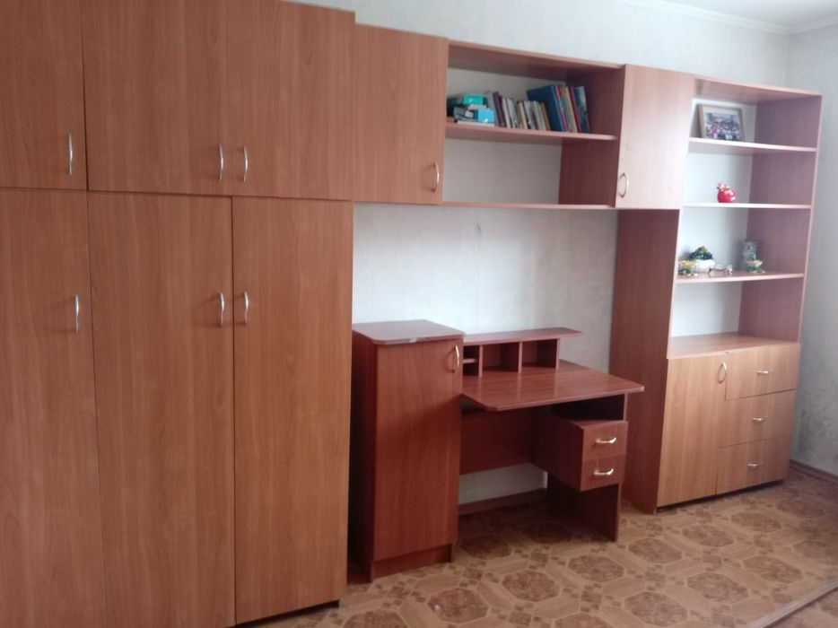 Стенка для спальни