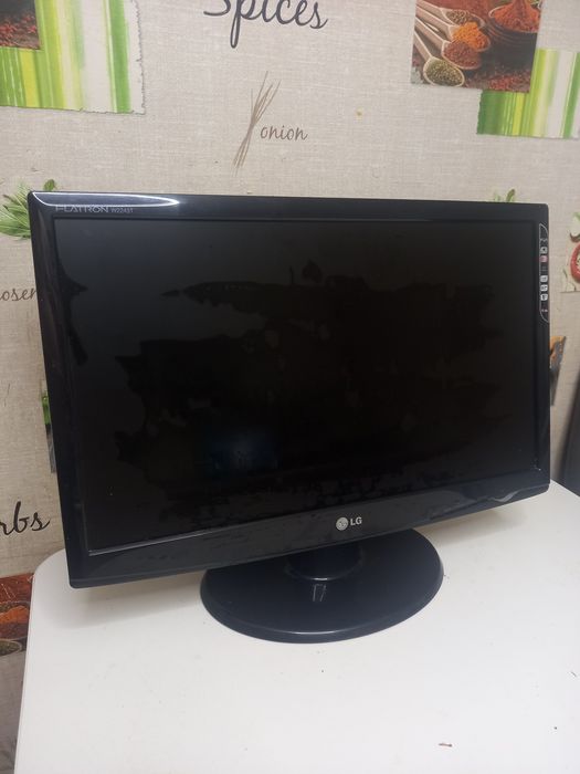 Монитор LG flatron