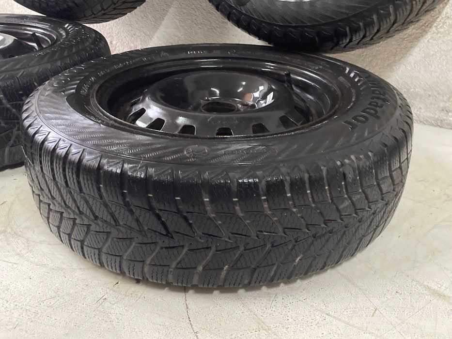 Opel Corsa D Adam Felgi 4x100 ET39 Stalowe 14 Opony Zimowe 185/70R14