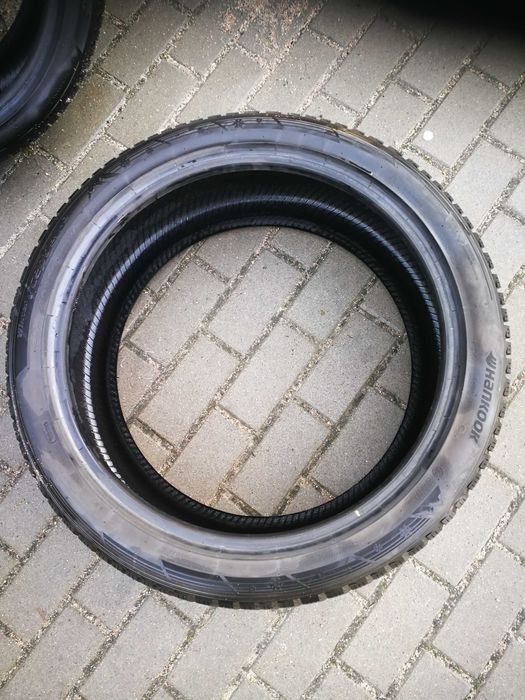 Opony zima 255/40R20 Hankook Vinter Evo3