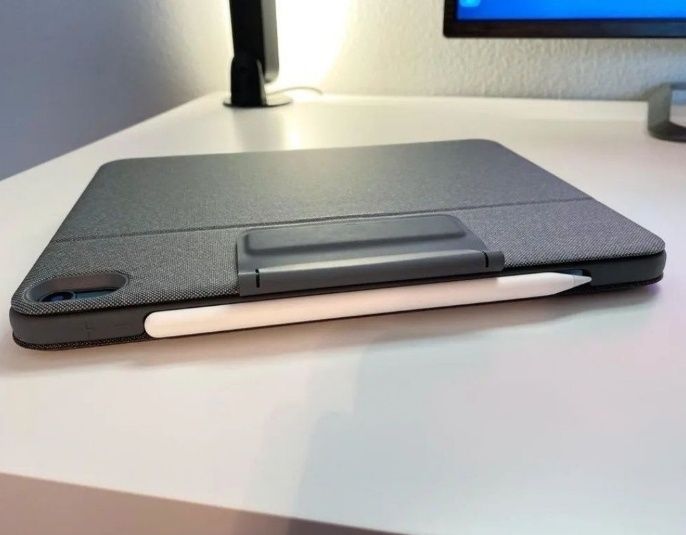 Logitech Etui Z Klawiaturą Slim Folio Do Ipada 10-Tej G