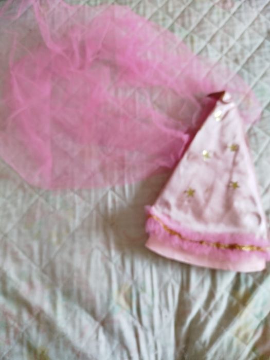 Vestido de Carnaval Princesa . Tamanho 2. Cor de rosa. Usado