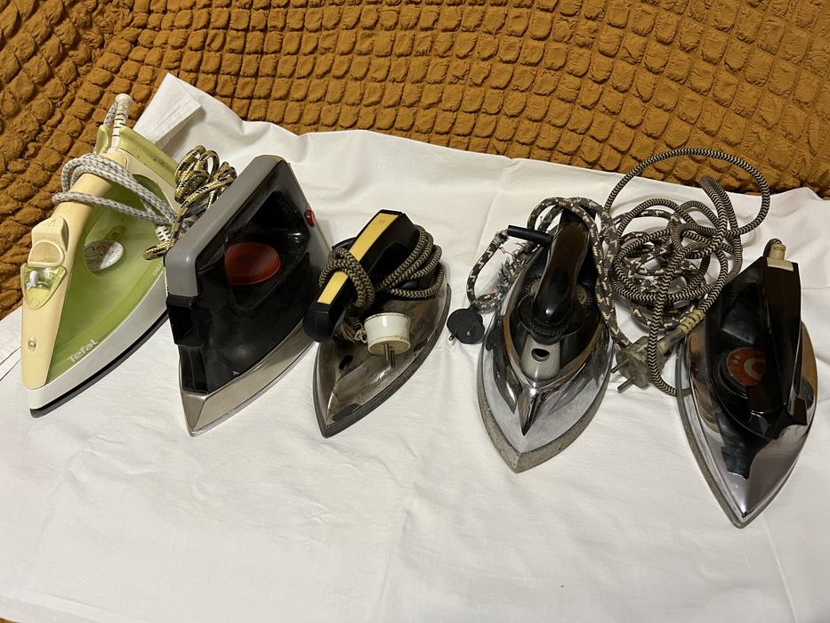 Продам утюги в робочому стані