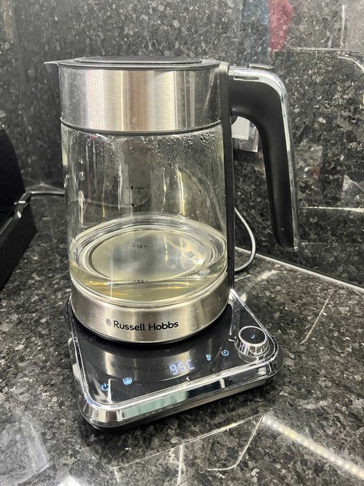 Chaleira elétrica com controlo de temperatura RUSSEL HOBBS (1,7 L)