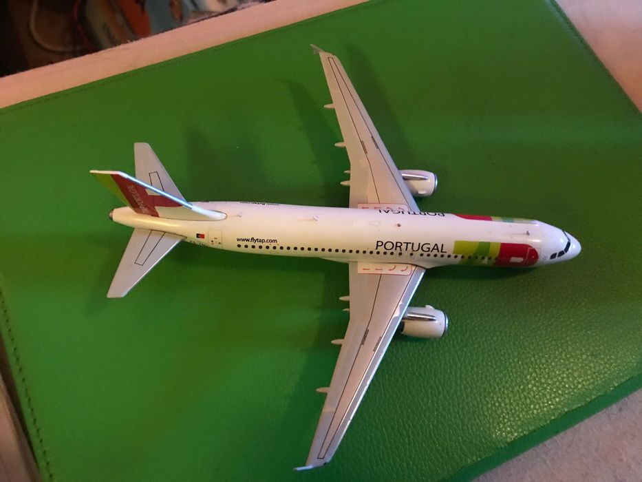 Tap air Portugal Airbus A320-200 da Gemini 1/200