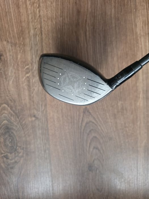 Kij do golfa Callaway RAZR Fit driver