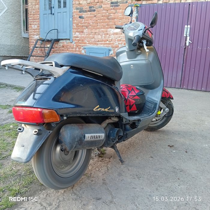 Скутер Хонда леад 20