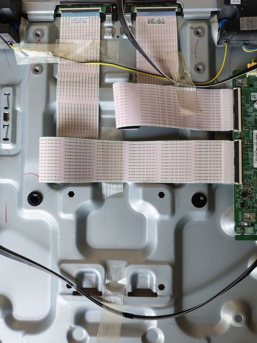 Платы и модуль управления на Самсунг UE 43