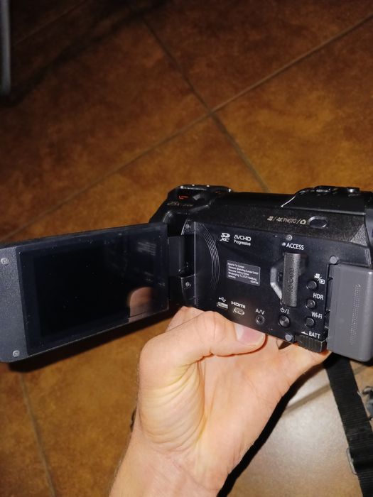 Kamera Panasonic HC-VXF 990  4K./Statyw/torba/mikrofon krawatowy