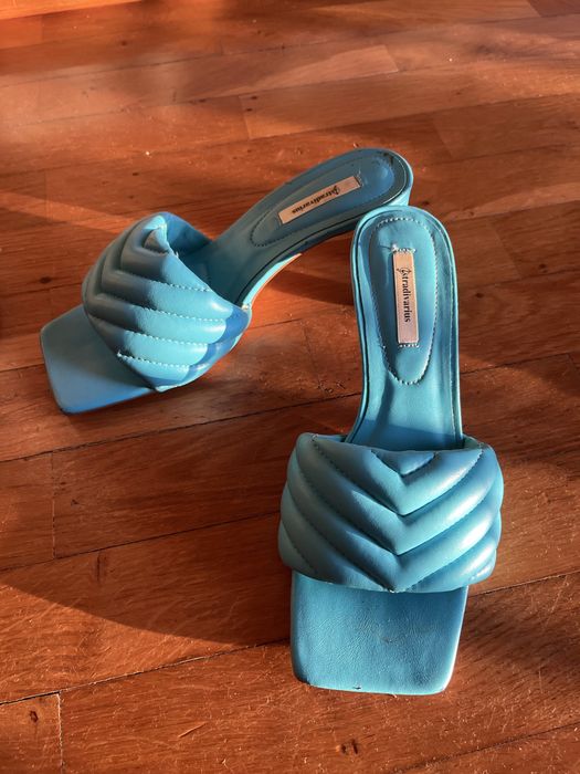 Sandálias azuis de tacão médio,Stradivarius,tamanho 37,10€