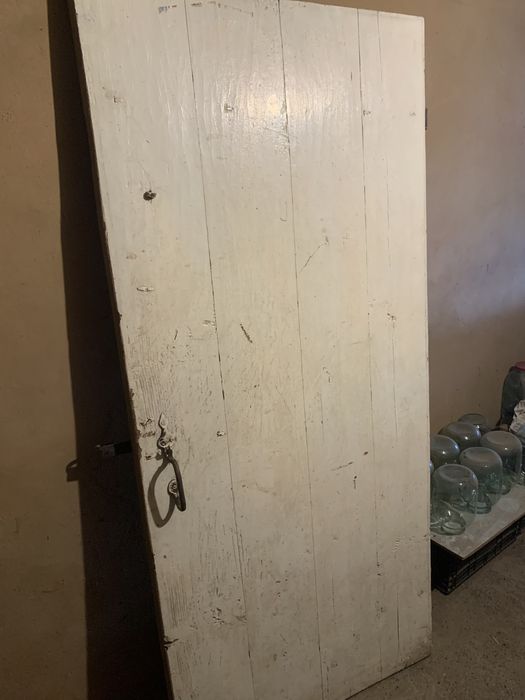 Продам две двери или петли - раритет
