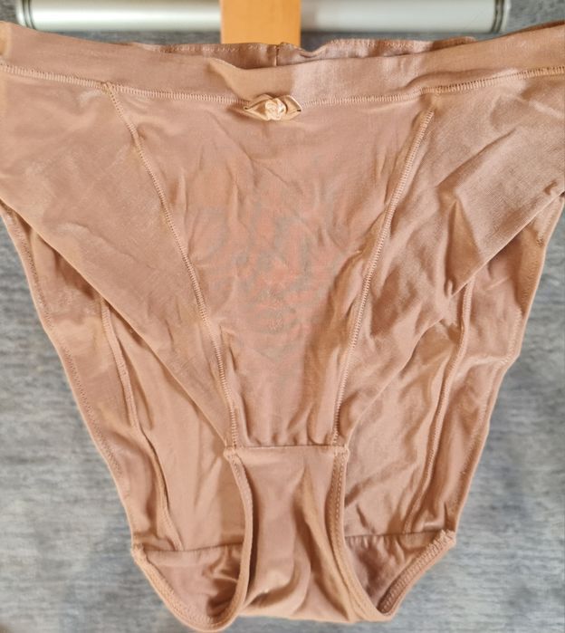 Beżowy komplet bielizny Rosy