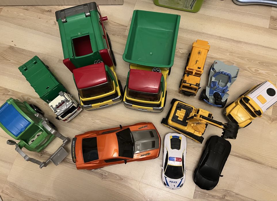 Cat Bruder великі вантажівки машина сміттєвоз поліцейска кран