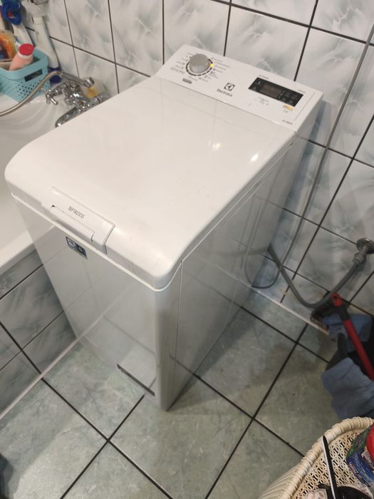 Pralka Electrolux EWT11276ELW