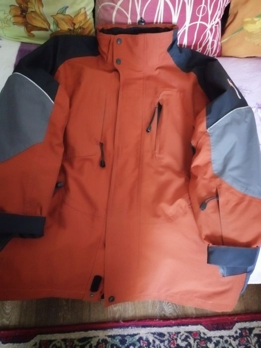 Курточка мужская