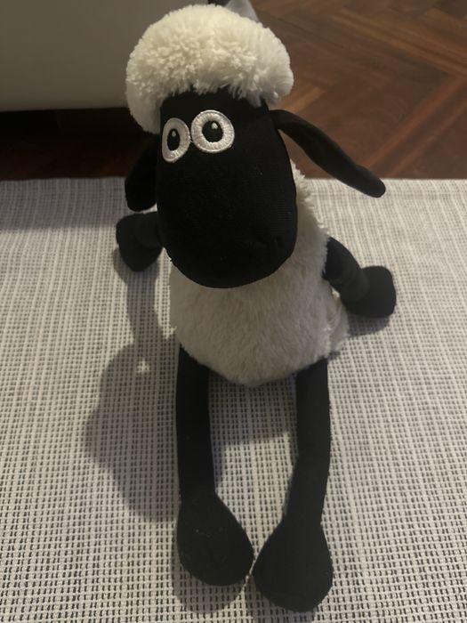 Boneco peluche ovelha choné