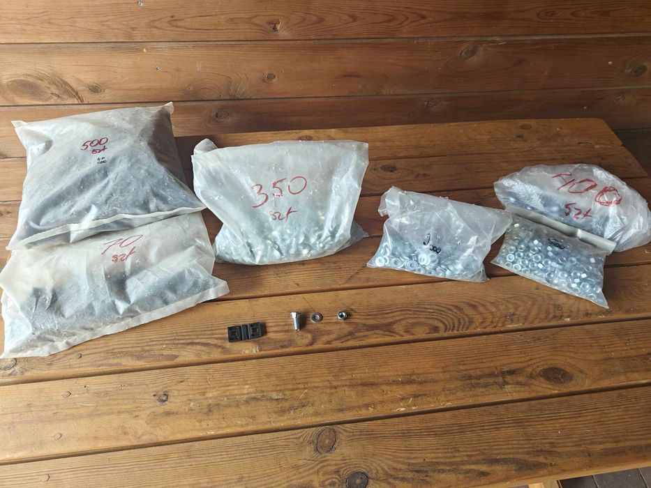 Sprzedam  Obejmy do Paneli, Śruby, Podkładki, Nakretki