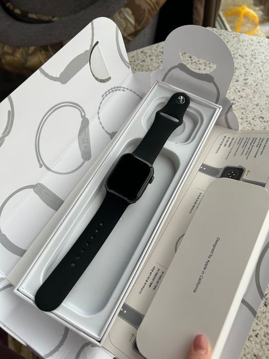 Годинник смарт новий 42 mm