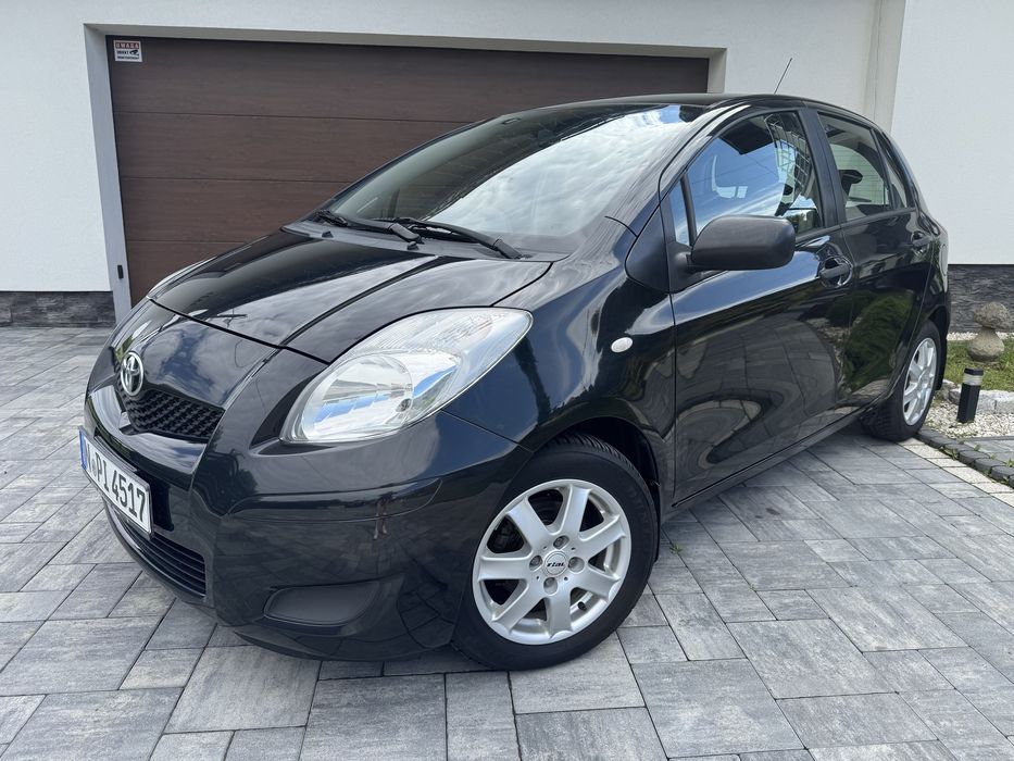 Toyota Yaris II Lift /1.3 Benzyna /180.000 km /z Niemiec/2009 Rok /Klima
