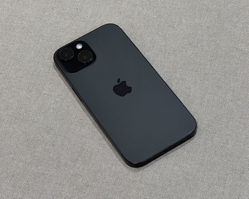 iPhone 15 128GB Preto