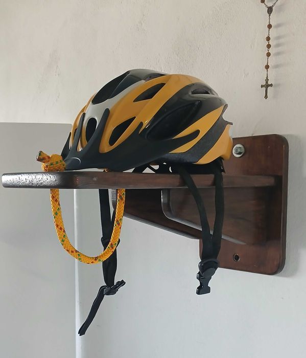 Suporte de Parede em Madeira para Bicicleta  Robusto e Fácil de Montar