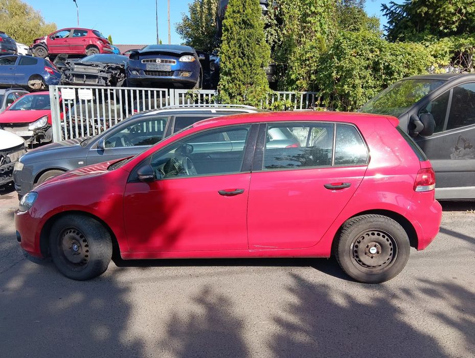 *VOLKSWAGEN GOLF VI* Samochód na części