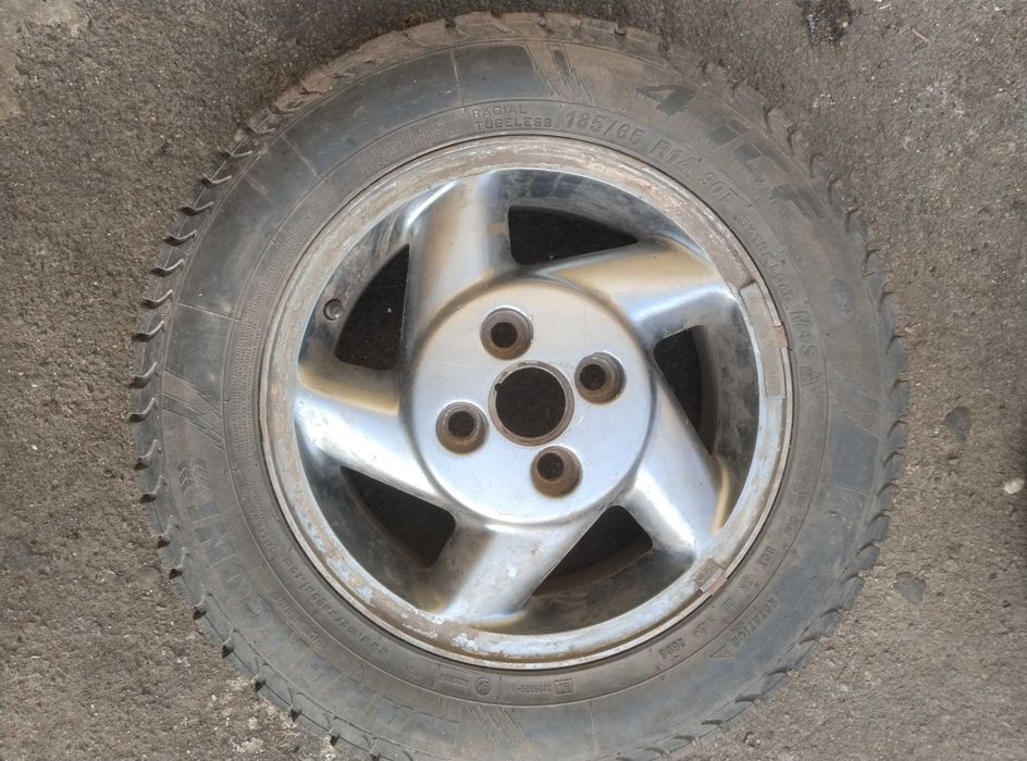 Продам резину з дисками R14