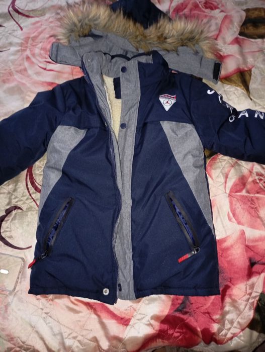 Куртка теплая зимняя. Рост 130-140