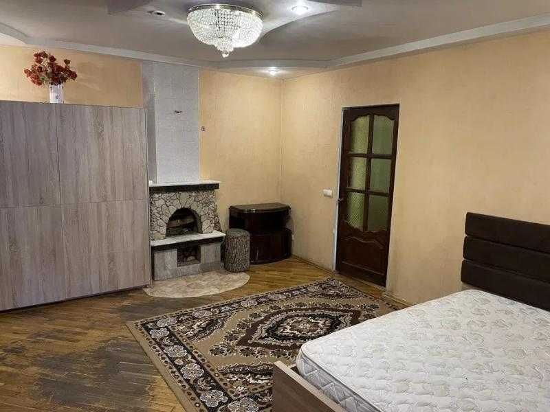 Продам 4-кімнатну квартиру 100м2 з окремими входами! Приморський район