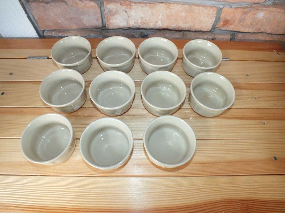 Porcelit Pruszków kokilki miseczki Design PRL 11 SZT
