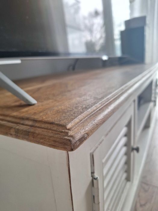 Szafka RTV Belldeco Bristol White z drewna mango
