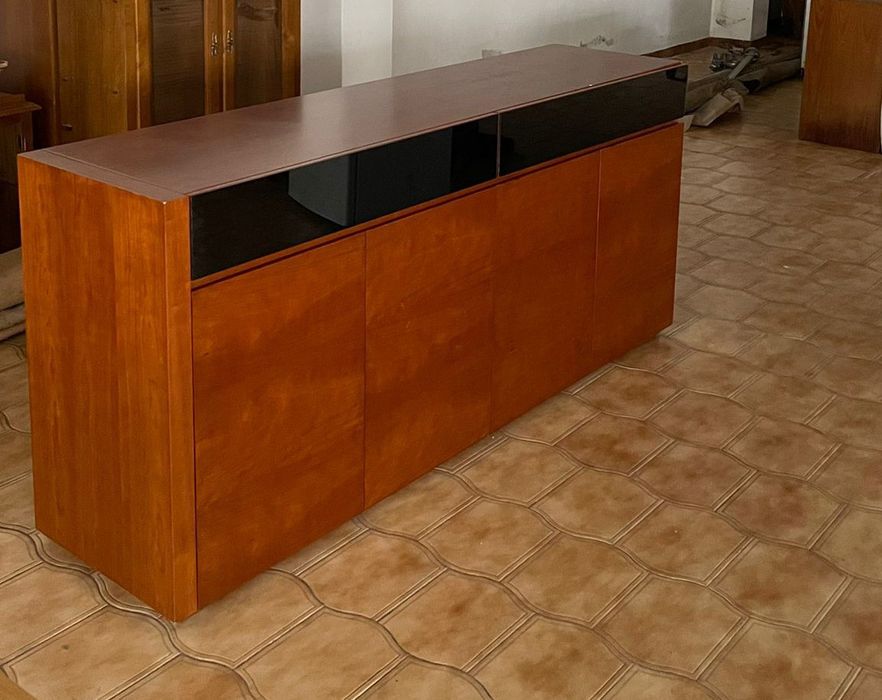 aparador em cerejeira