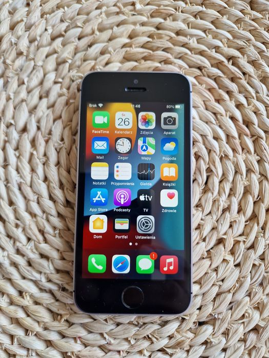 Iphone SE 128GB  iOS 15