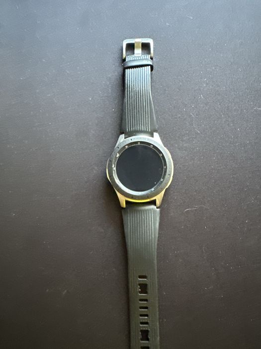 Samsung galaxy watch SM-R800