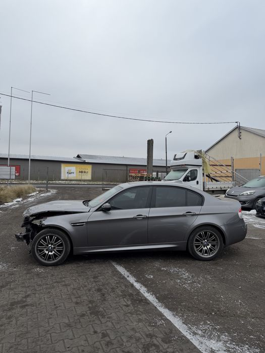 Bmw m3 e90 uszkodzona, Auto w kraju.