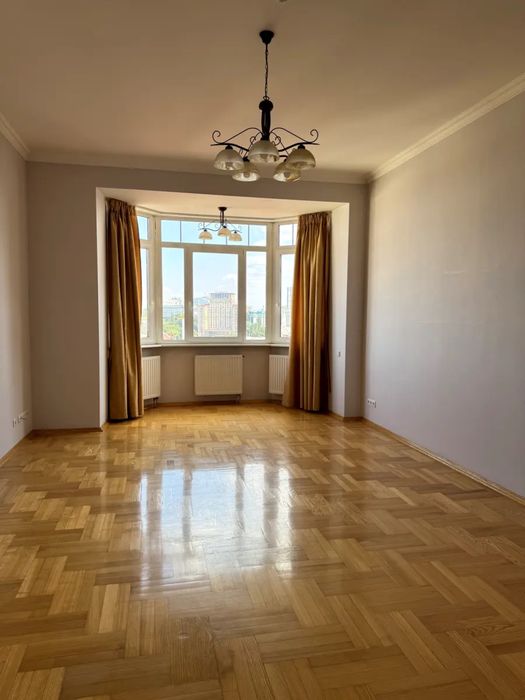 Оренда 3к квартири, вул. Ірининська, 5/24, ст.м. Майдан незалежності