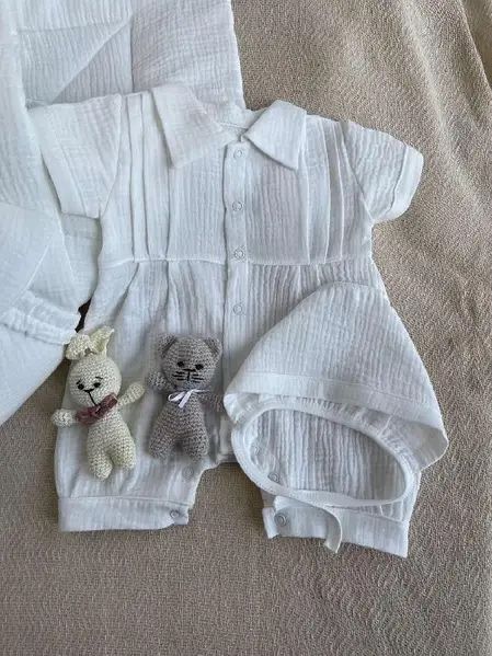 Мусліновий набір, пісочник і шапочка