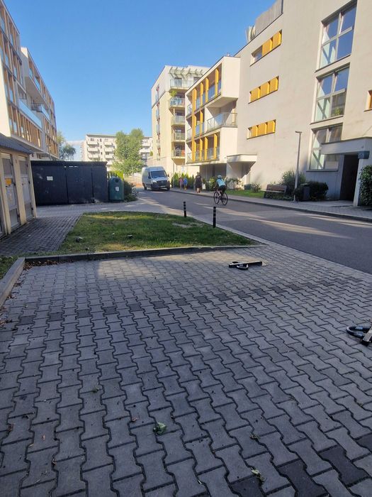 miejsce parkingowe