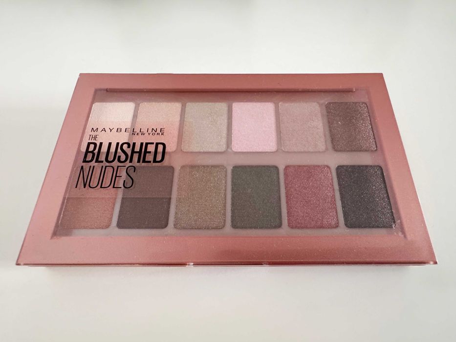 Paletka cieni Maybelline The Blushed Nudes