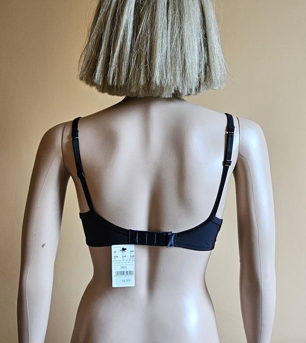 Nowy czarny biustonosz balkonetka Wien Tezenis