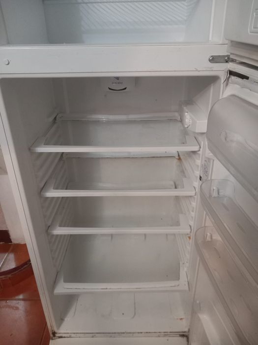 Frigorífico em bom estado