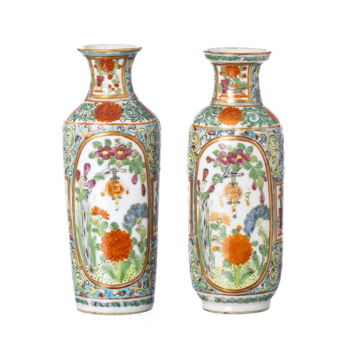 Porcelana oriental - Duas jarras