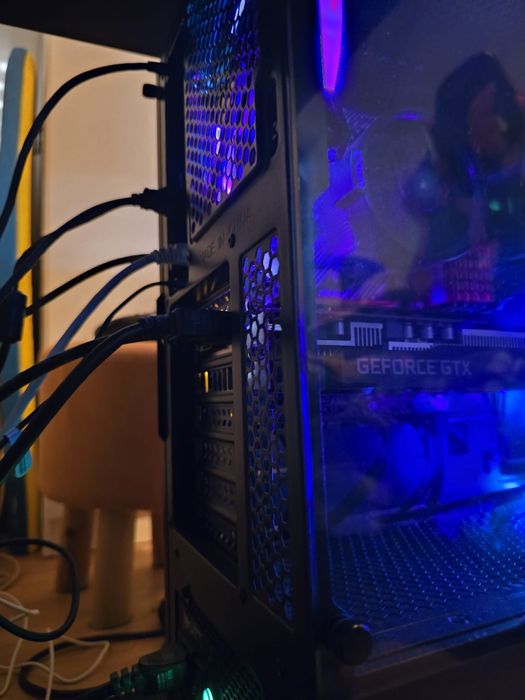 Vendo torre gamer amd ryzen 5 3500x