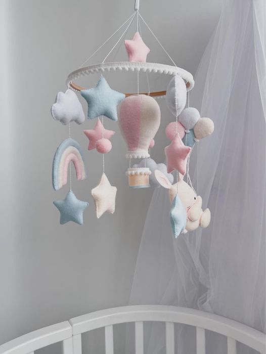 Дитячий мобіль в ідеальному стані