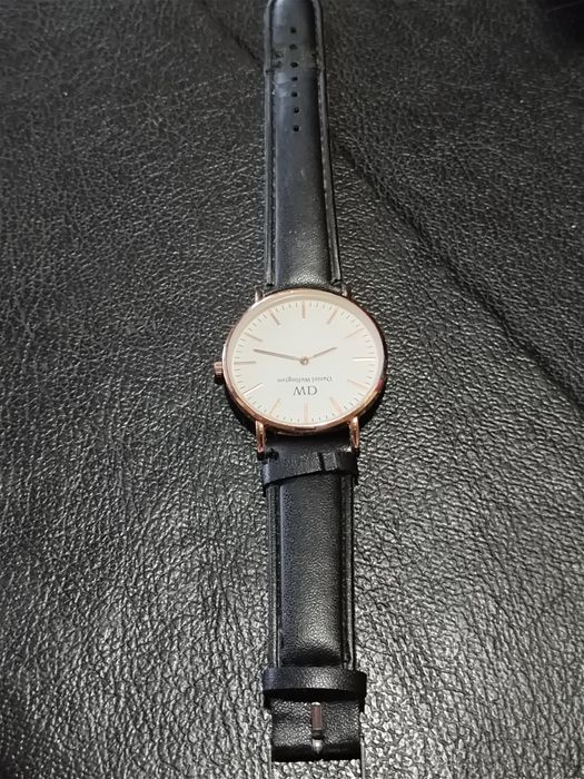 Продам наручные мужские часы Даниэль Веллингтон